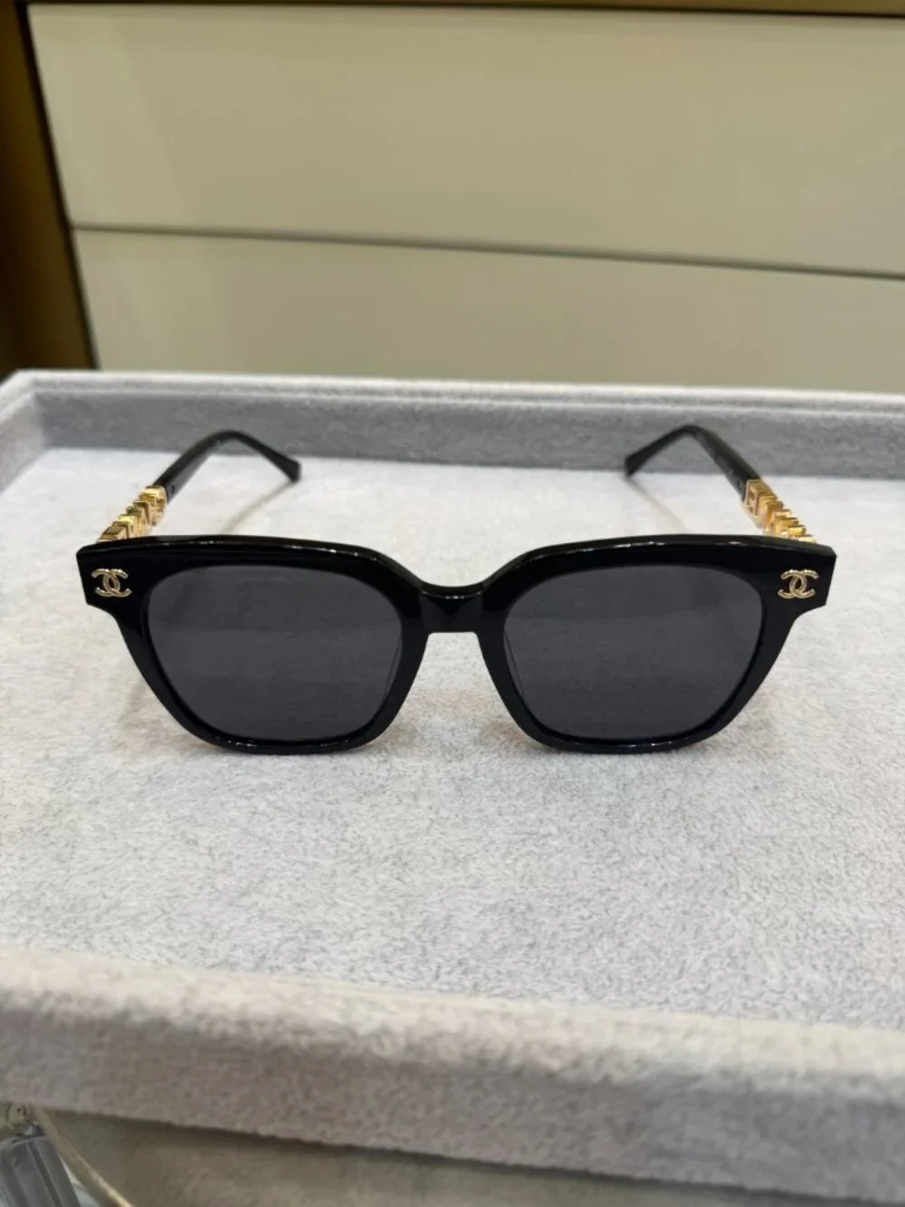 CHANEL ✨100% authentic